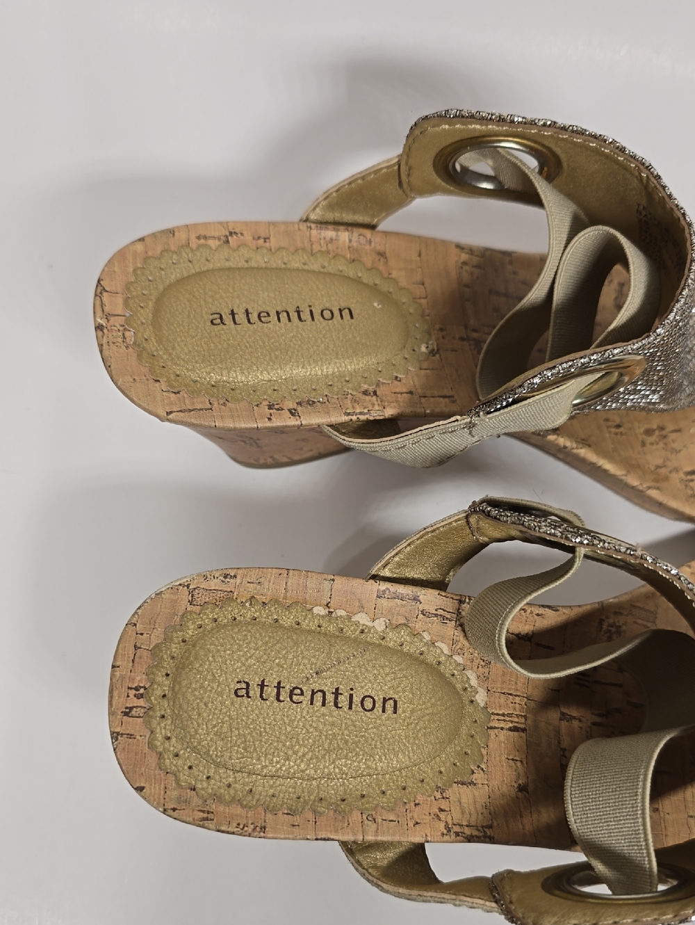Womens Gold Glitter Cork Wedge Sandals Size 8M - Picture 8 of 8